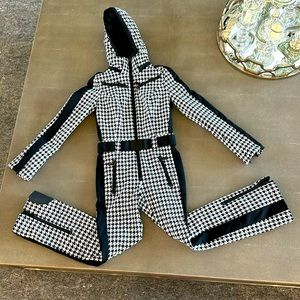 NWOT Goldbergh Black and white hounds tooth ski suit.